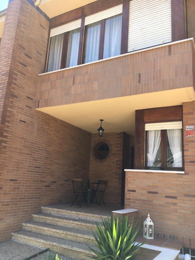 Villa Chalet En Laredo Cerca De La Playa. Extérieur photo