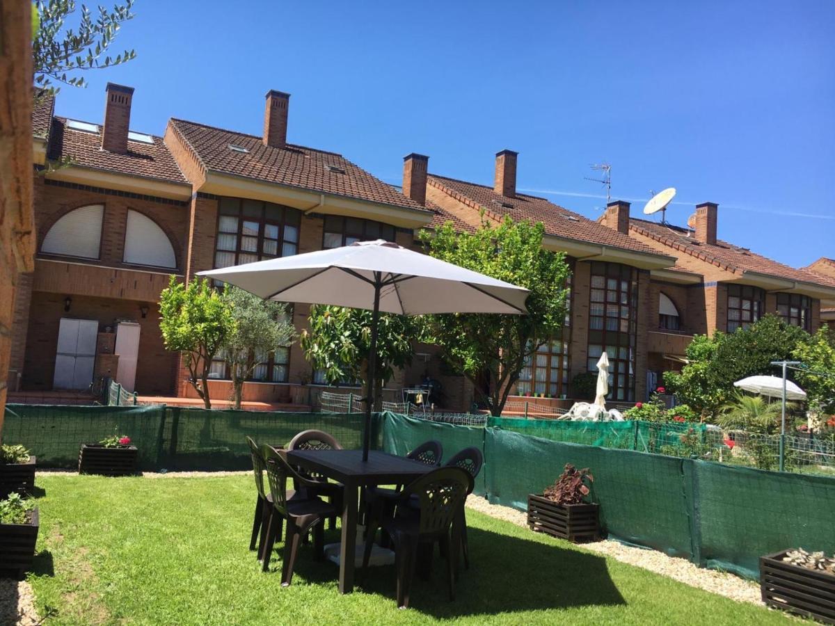 Villa Chalet En Laredo Cerca De La Playa. Extérieur photo
