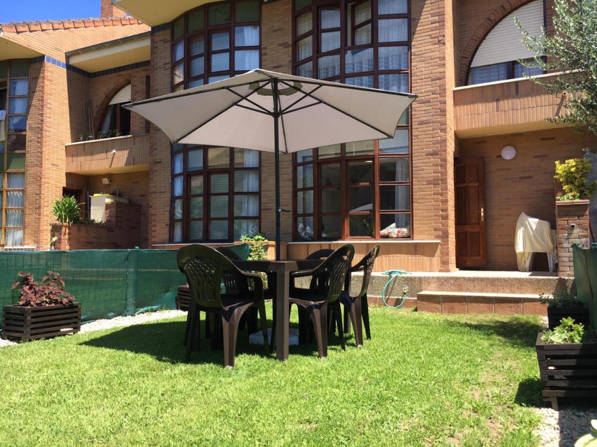 Villa Chalet En Laredo Cerca De La Playa. Extérieur photo