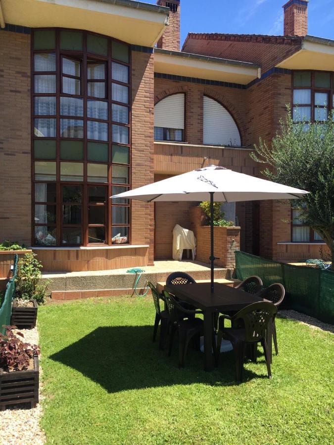 Villa Chalet En Laredo Cerca De La Playa. Extérieur photo
